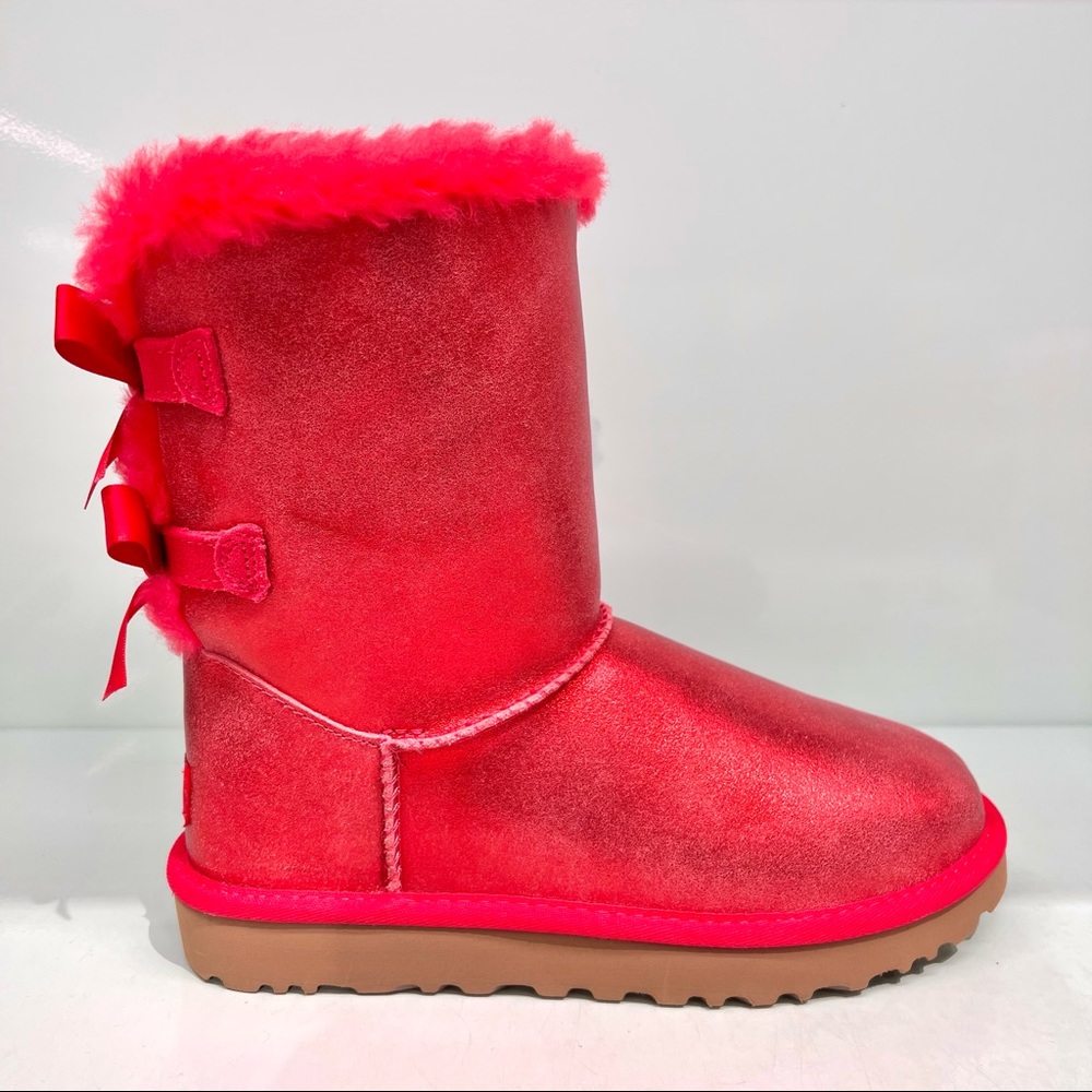 NEW UGG Bailey Bow boots red glisten